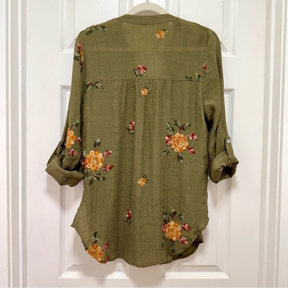 Anthropologie Fig & Flower Embroidered Button Down Blouse Size M - Picture 6 of 9